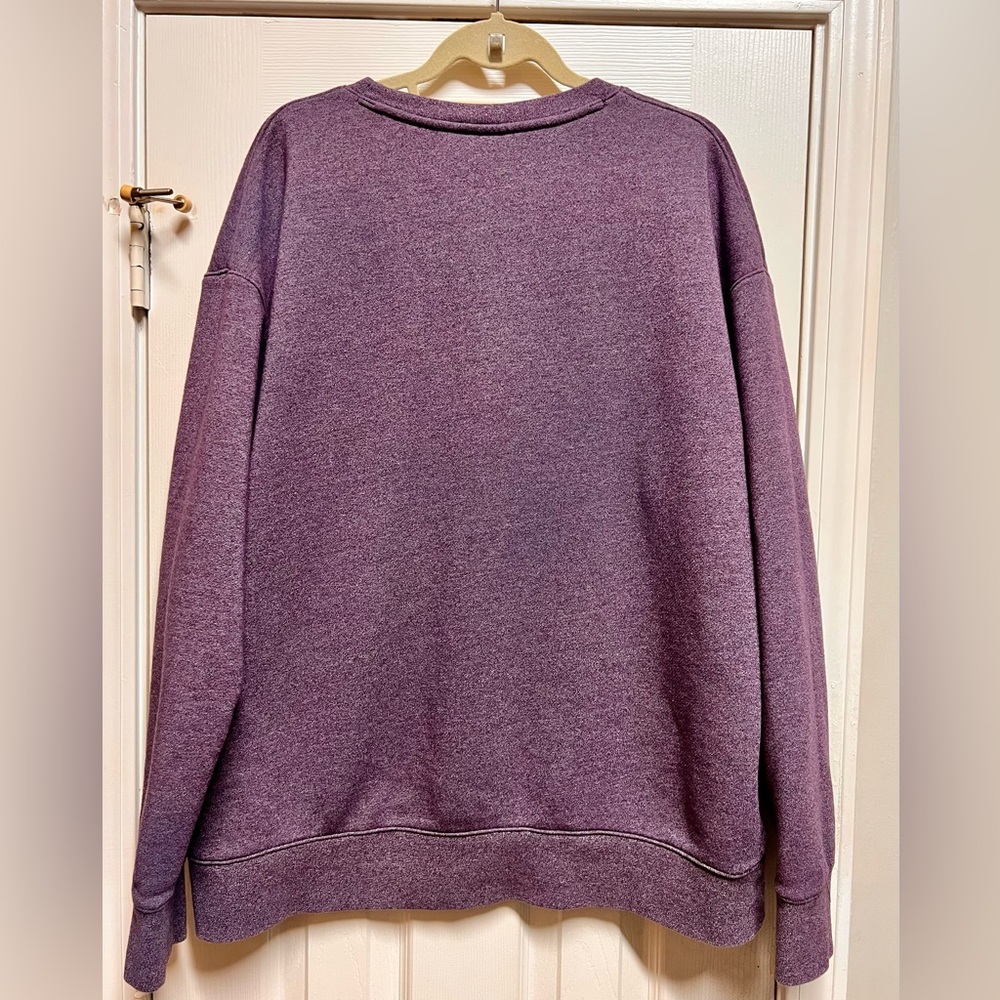 Nike Woman’s Crewneck - Picture 3 of 5